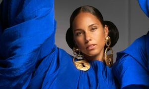 Alicia keys cantante famosa con el signo de acuario