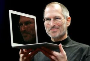 Personajes famosos Steve Jobs horóscopo de Piscis